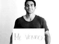 Se venden famosos por una buena causa